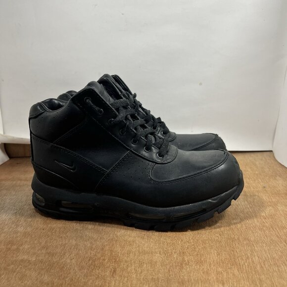 acg boots size 8